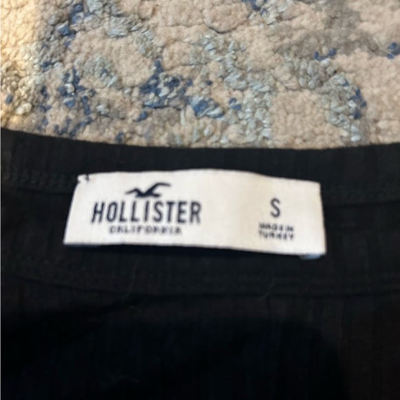 hollister black long sleeve wrap-front cropped shirt - Picture 3 of 3